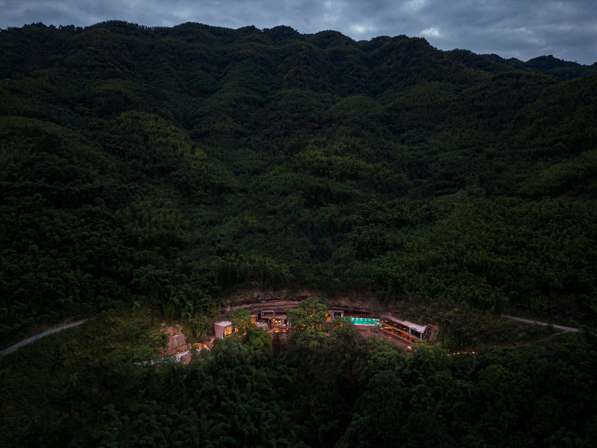 山林山居